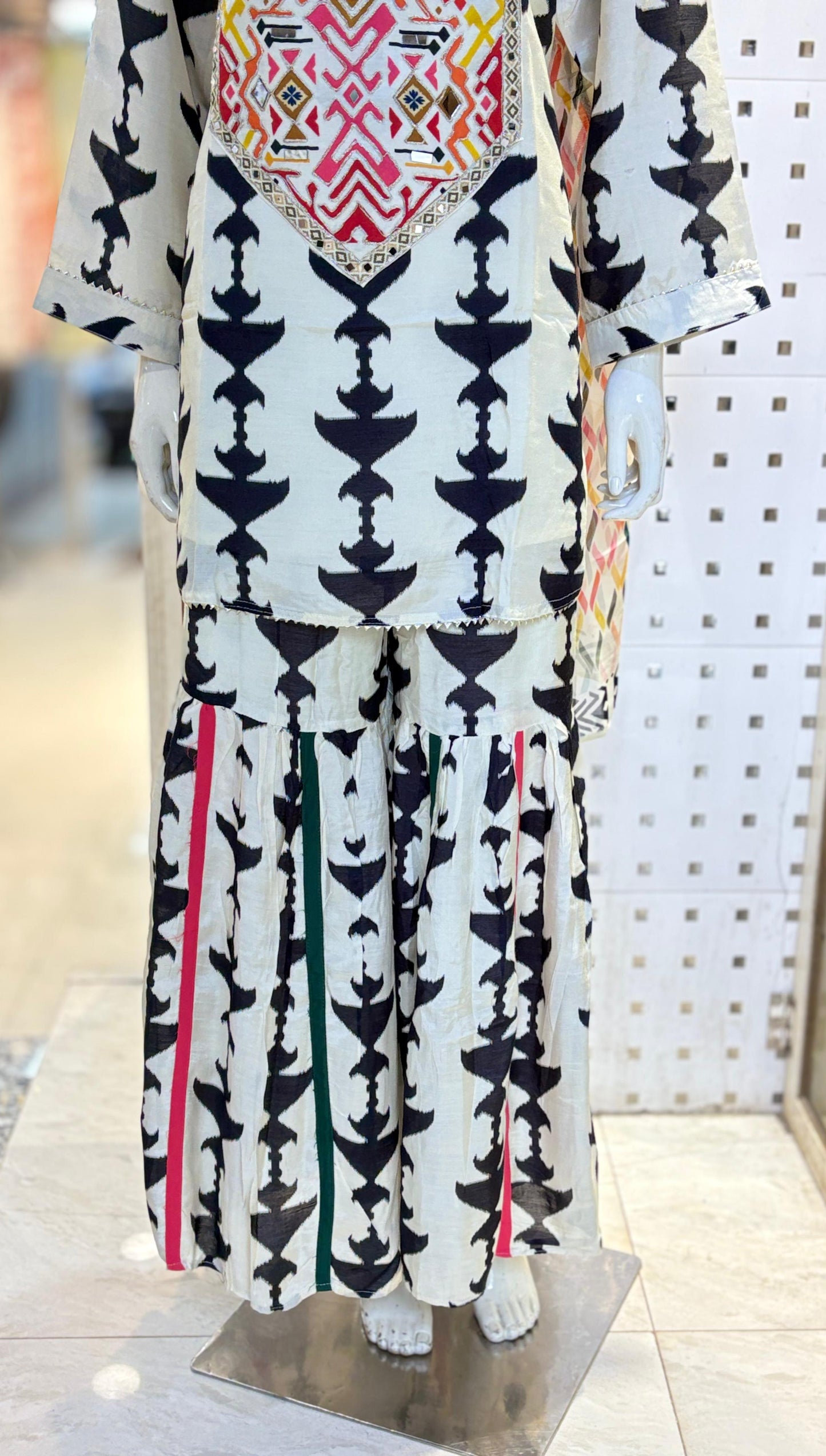garara with short kurti and duppatta